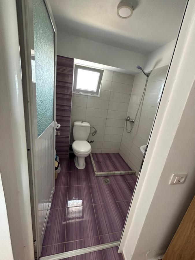 Eri Rooms ساراندا المظهر الخارجي الصورة