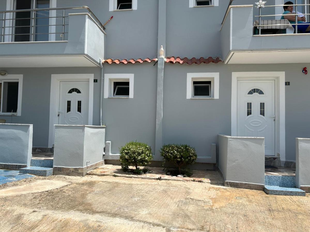 Eri Rooms ساراندا المظهر الخارجي الصورة