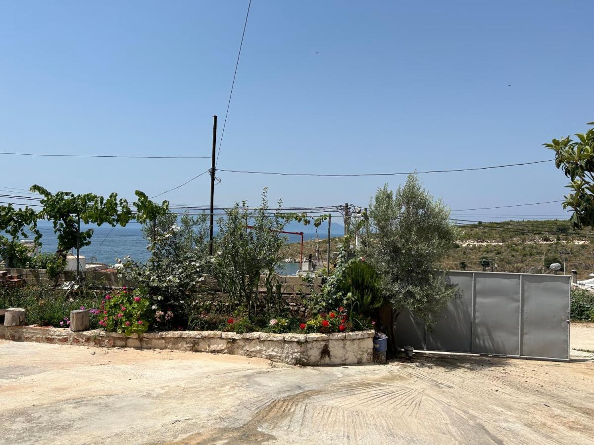 Eri Rooms ساراندا المظهر الخارجي الصورة