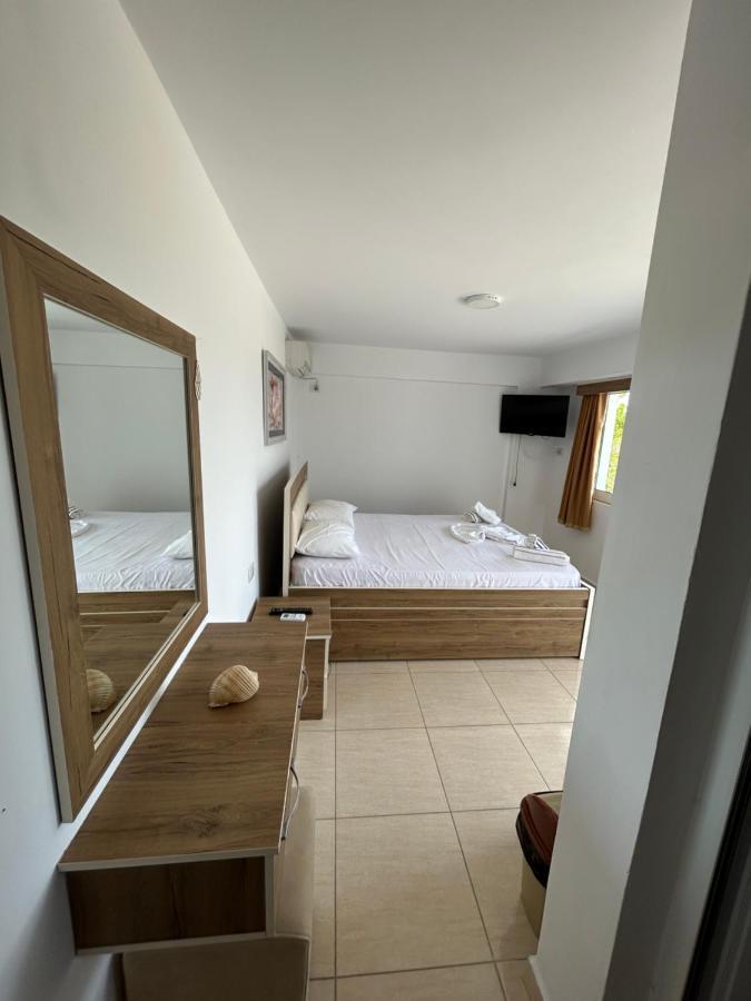Eri Rooms ساراندا المظهر الخارجي الصورة