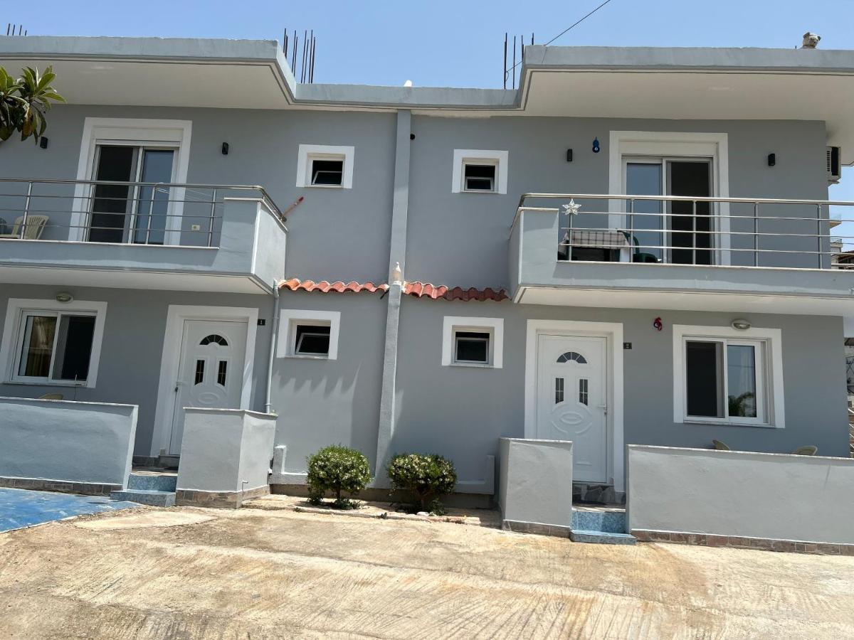 Eri Rooms ساراندا المظهر الخارجي الصورة