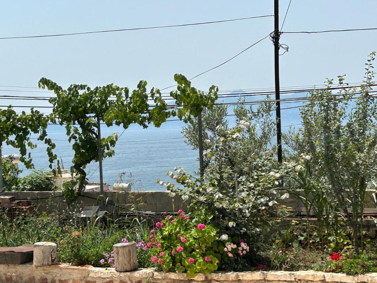 Eri Rooms ساراندا المظهر الخارجي الصورة
