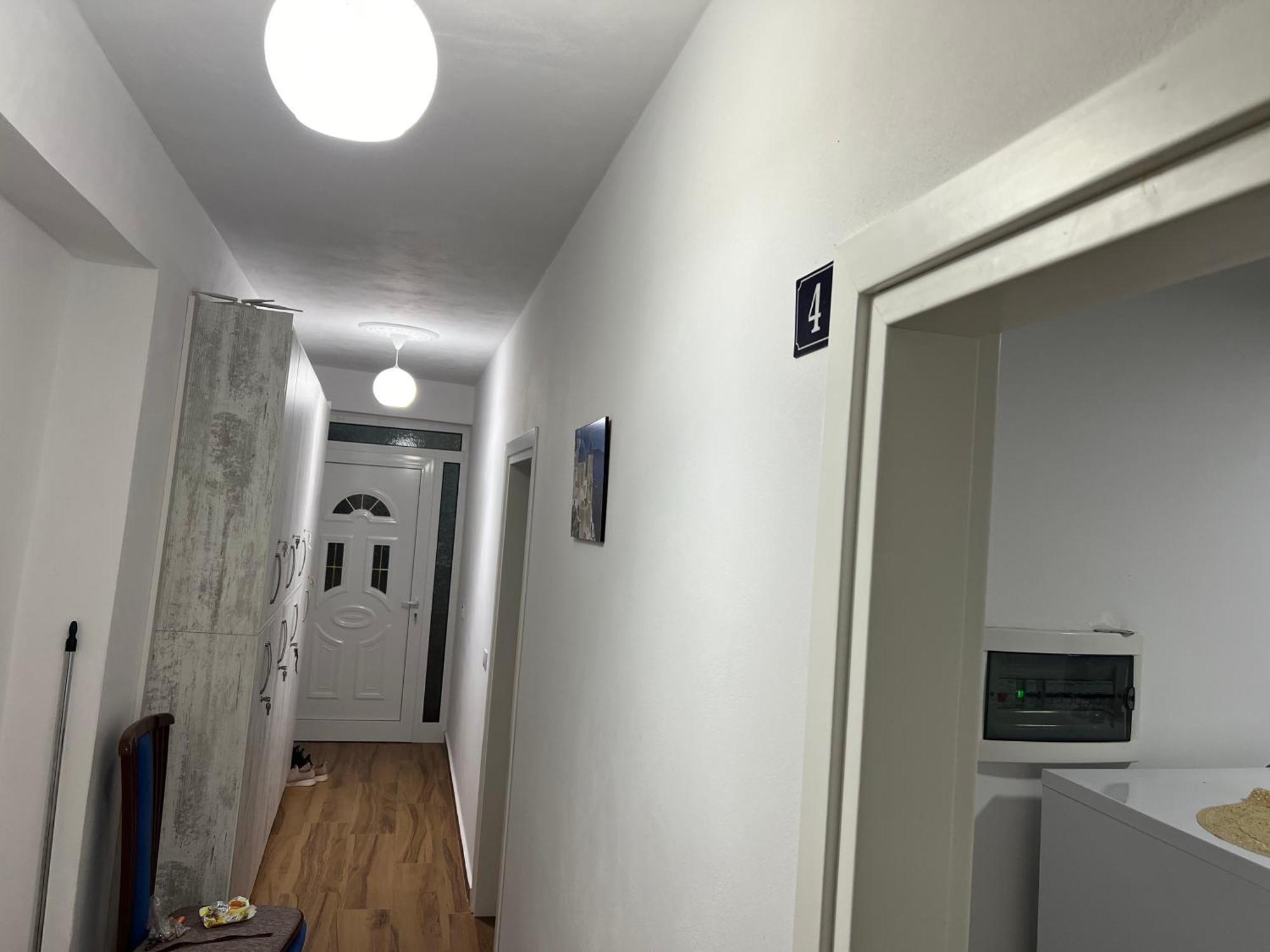 Eri Rooms ساراندا المظهر الخارجي الصورة