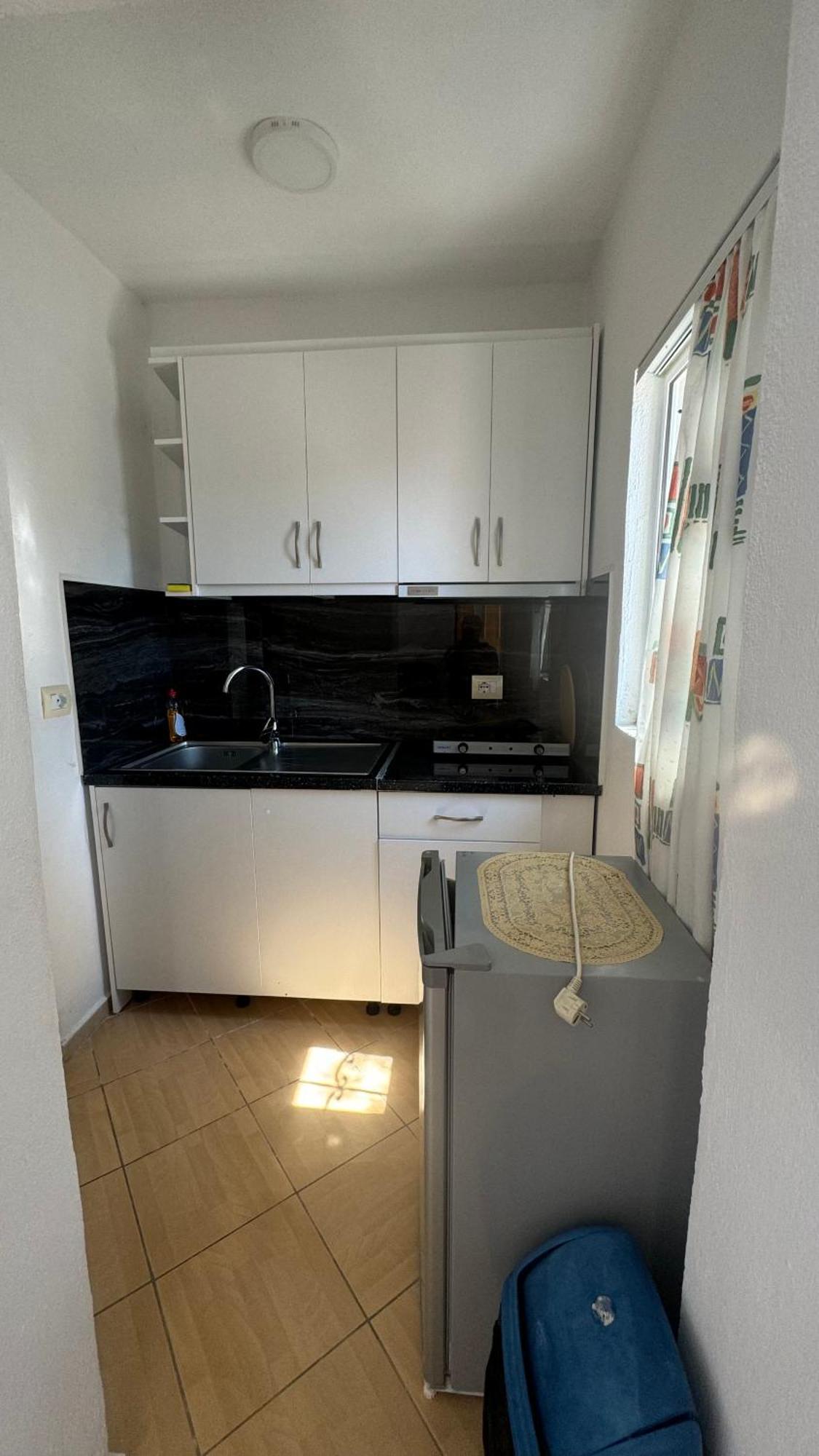 Eri Rooms ساراندا المظهر الخارجي الصورة